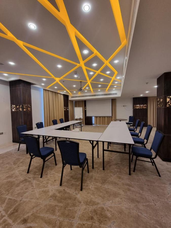 马斯喀特大门酒店 外观 照片